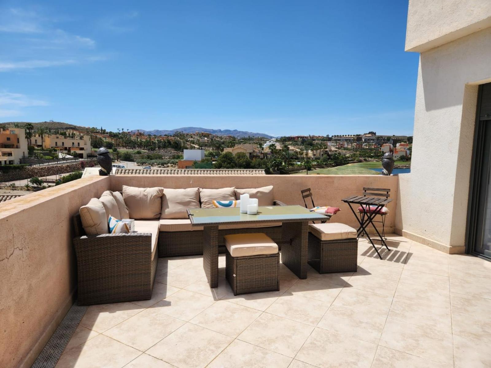Atico Esquinero Con Preciosas Vistas Al Valle Del Este Golf Con Piscina Comunitaria! Vera Extérieur photo